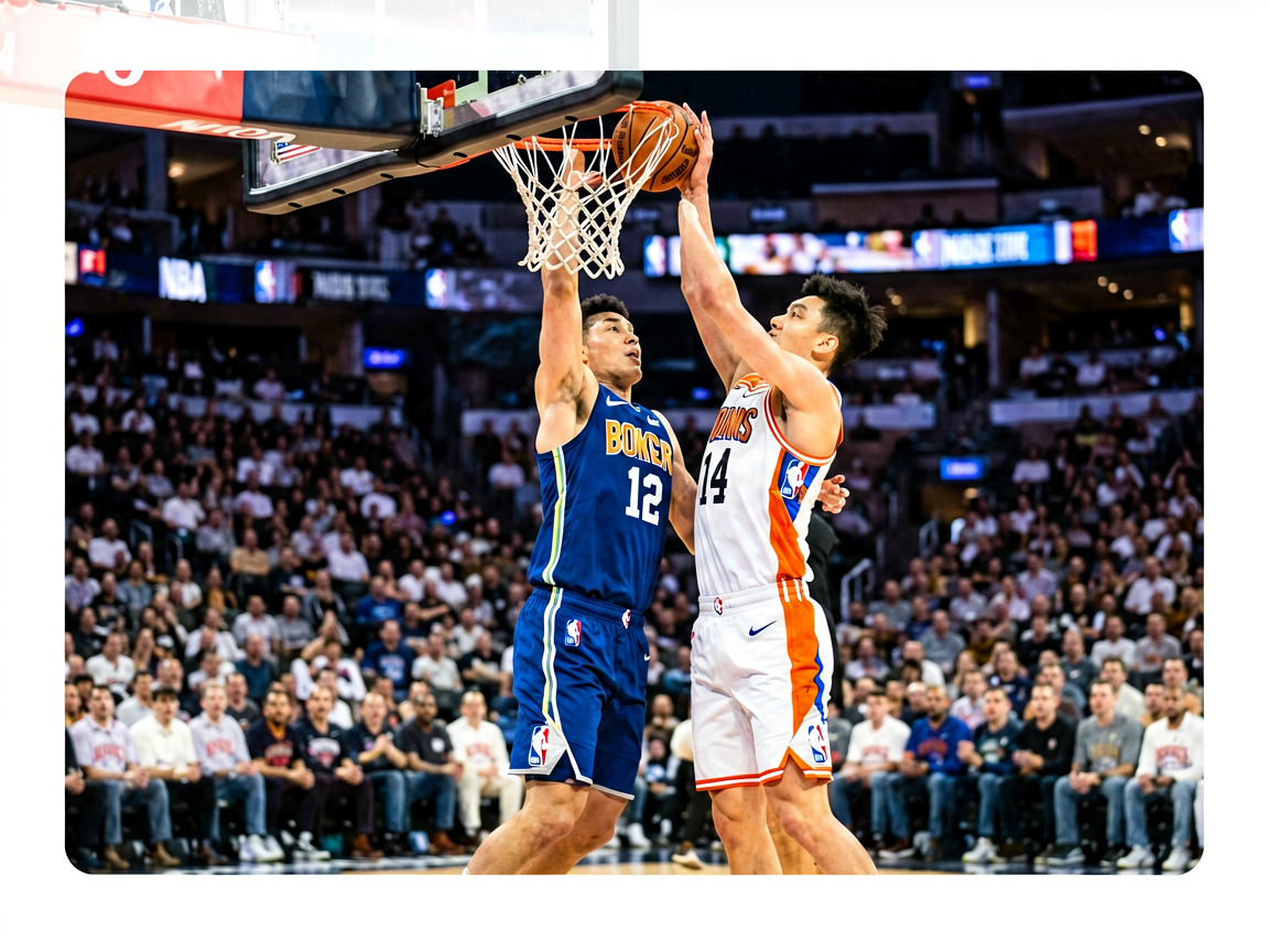 NBA季后赛精彩对抗瞬间，球员争抢篮板，体现看球网篮球赛事报道
